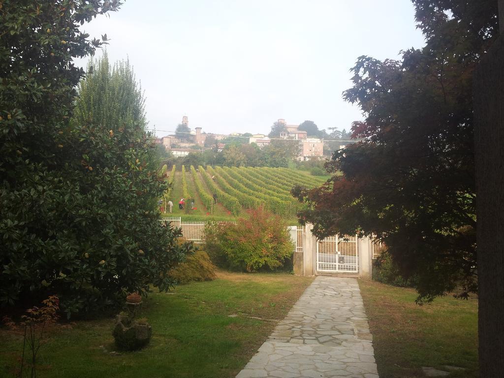 B&B Vigneto Pardom Montiglio Luaran gambar